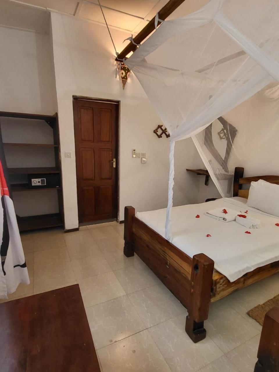 Babalao Bungalows Nungwi Ngoại thất bức ảnh